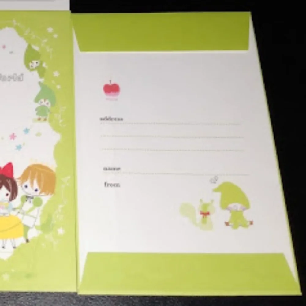 15pc LOT: FAIRY TALE WORLD SNOW WHITE WRITING PAPER/MATCHING ENVELOPES (GREEN)